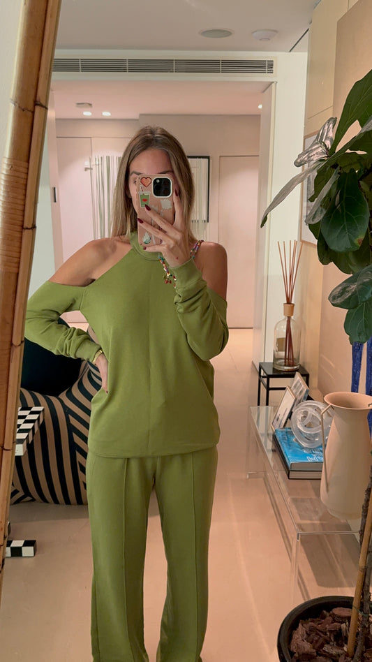 Bare shoulder sweater