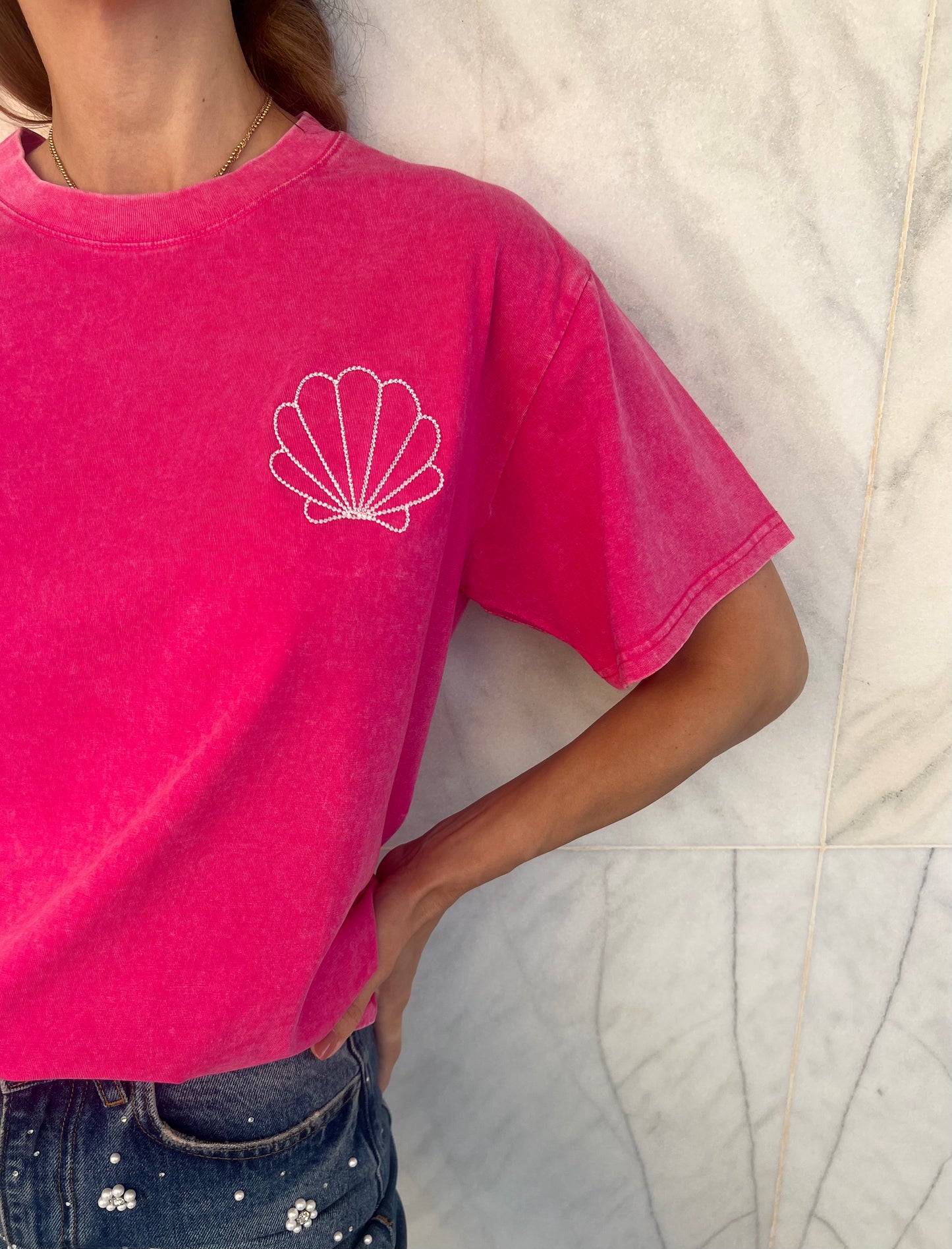 Shell T-shirt