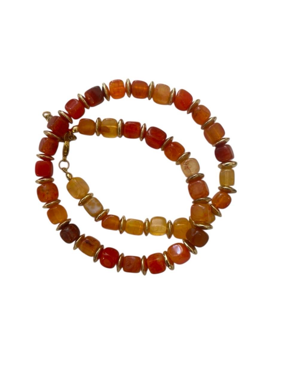 Everything in between necklace  (10 mm)
