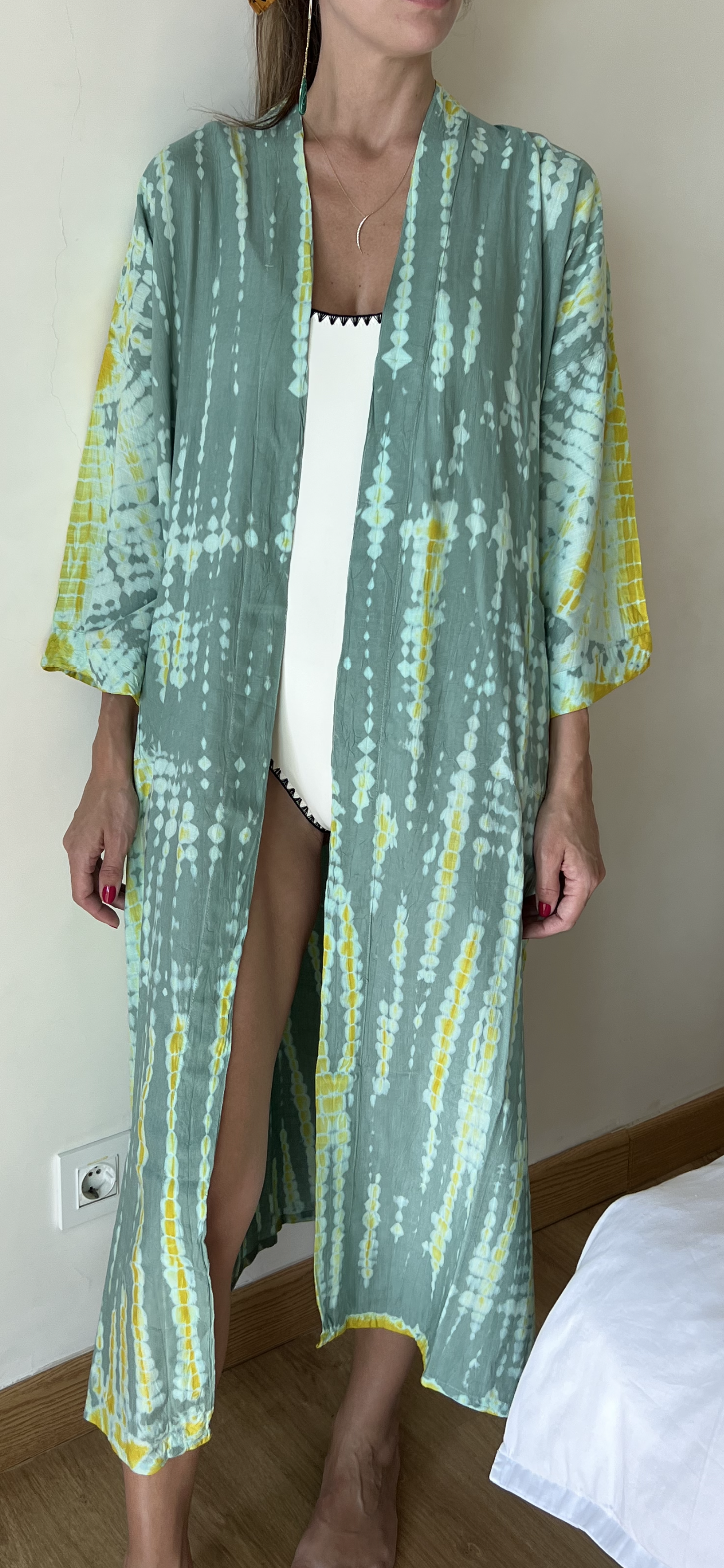 Sun Winks Kimono