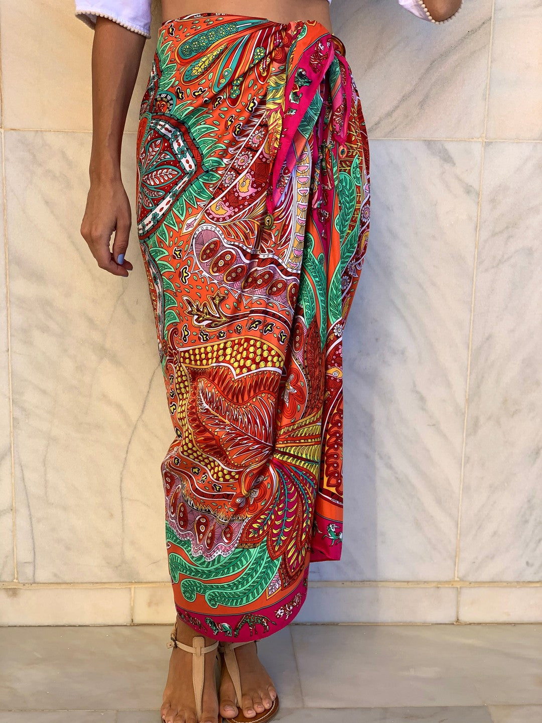 Bella Sarong Tropical Paisley